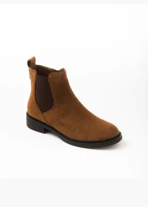 Beige Chelsea boots with elasticated sides