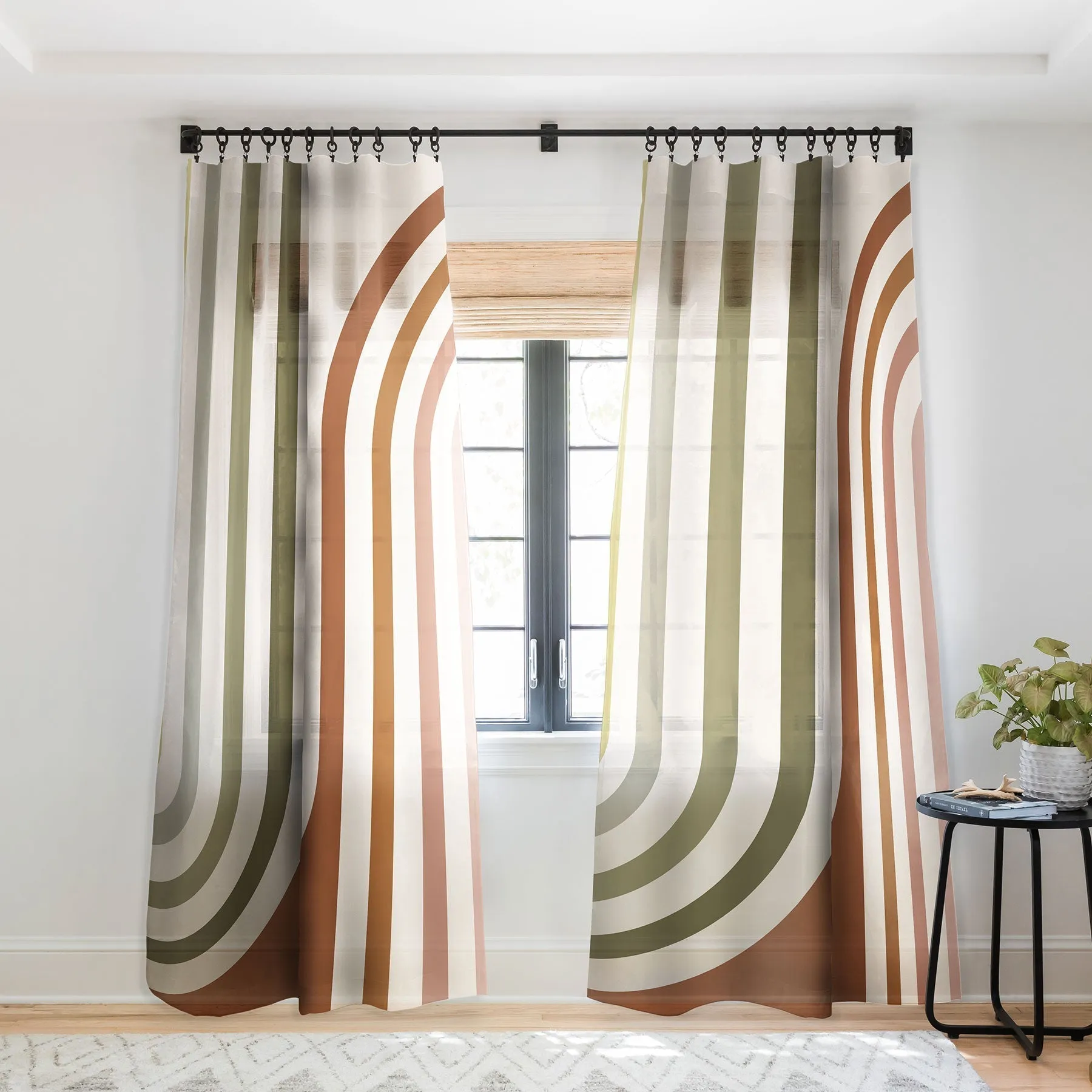 BOLD CURVATURE STRIPES I WINDOW CURTAINS