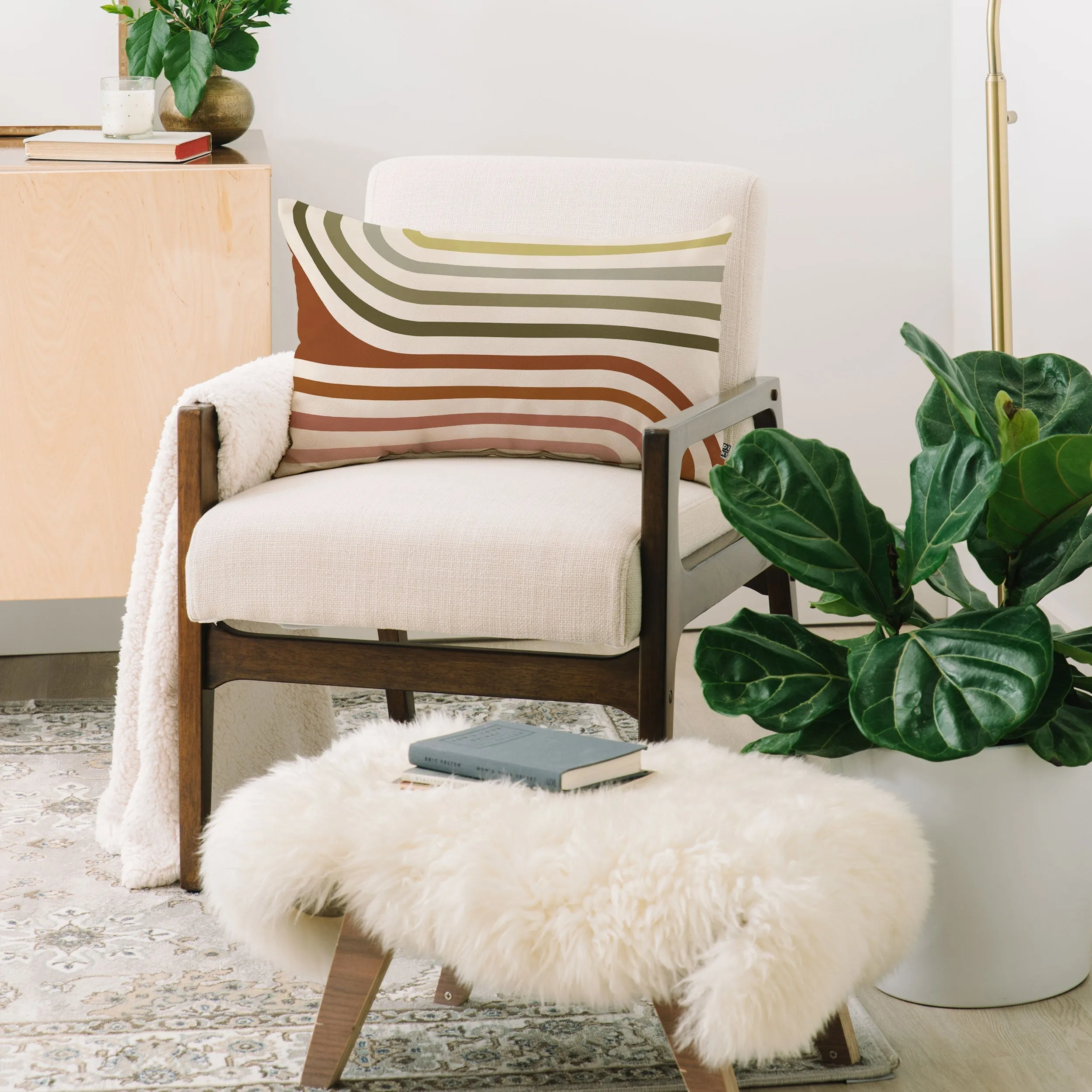 BOLD CURVATURE STRIPES I