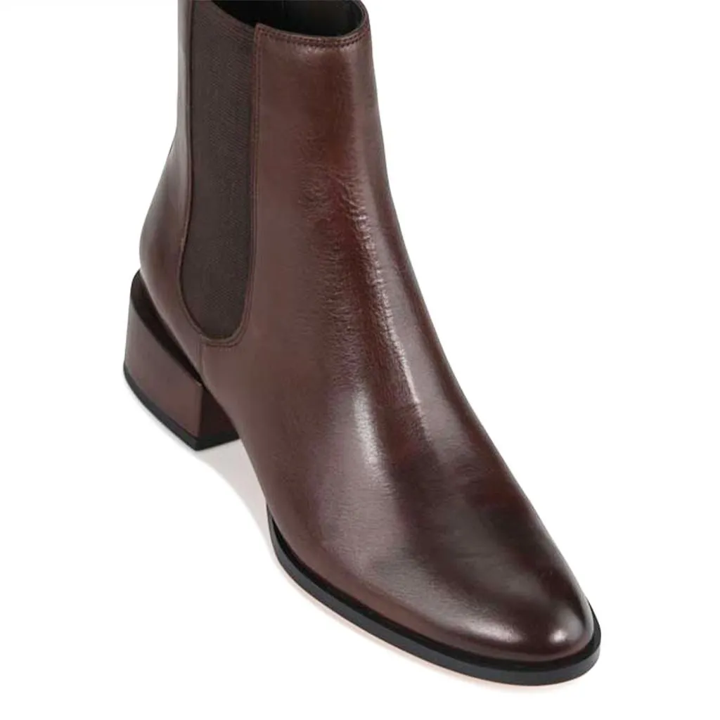 CASAR LEATHER CHELSEA ANKLE BOOTS