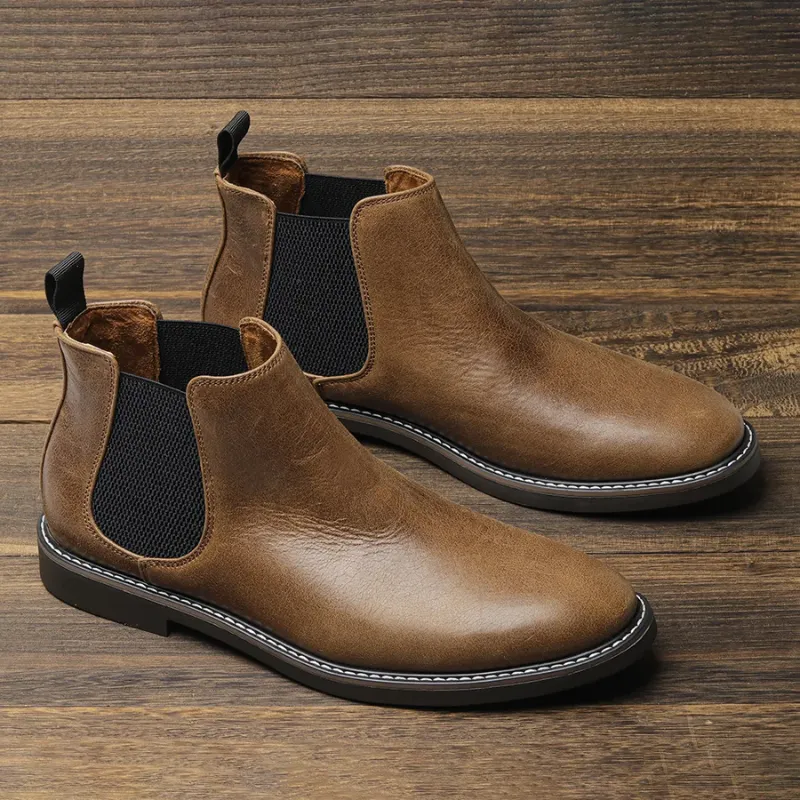 Classic men's leather boots with elastic insert