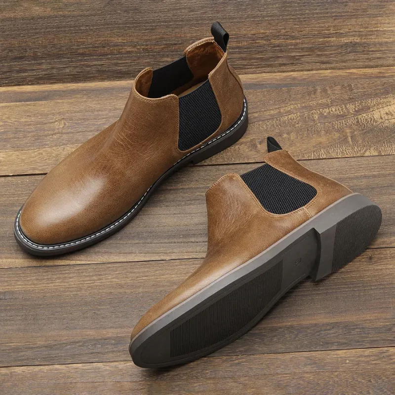 Classic men's leather boots with elastic insert