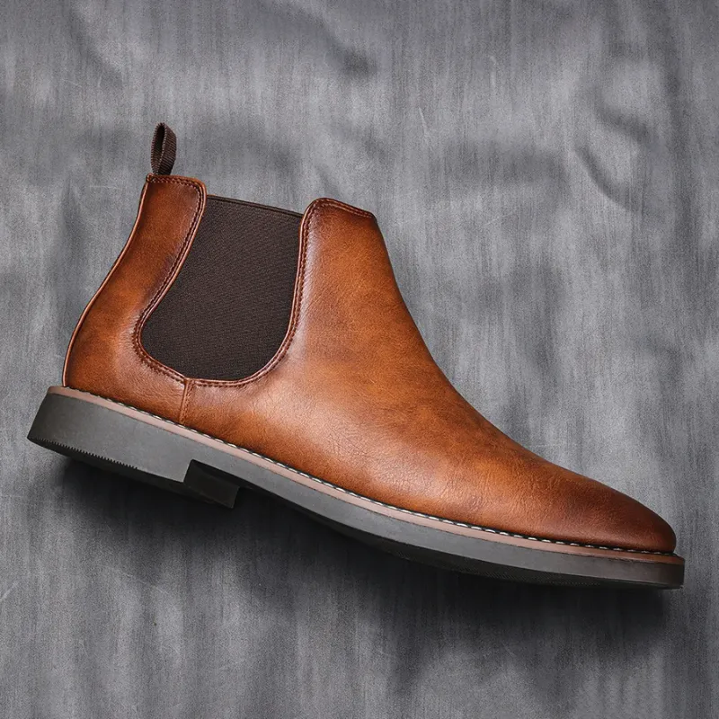 Classic men's leather boots with elastic insert