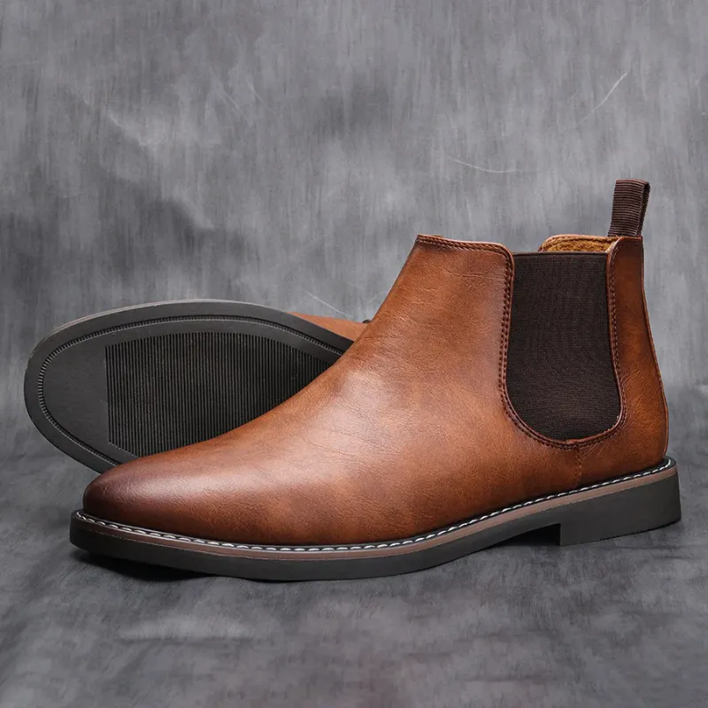 Classic men's leather boots with elastic insert