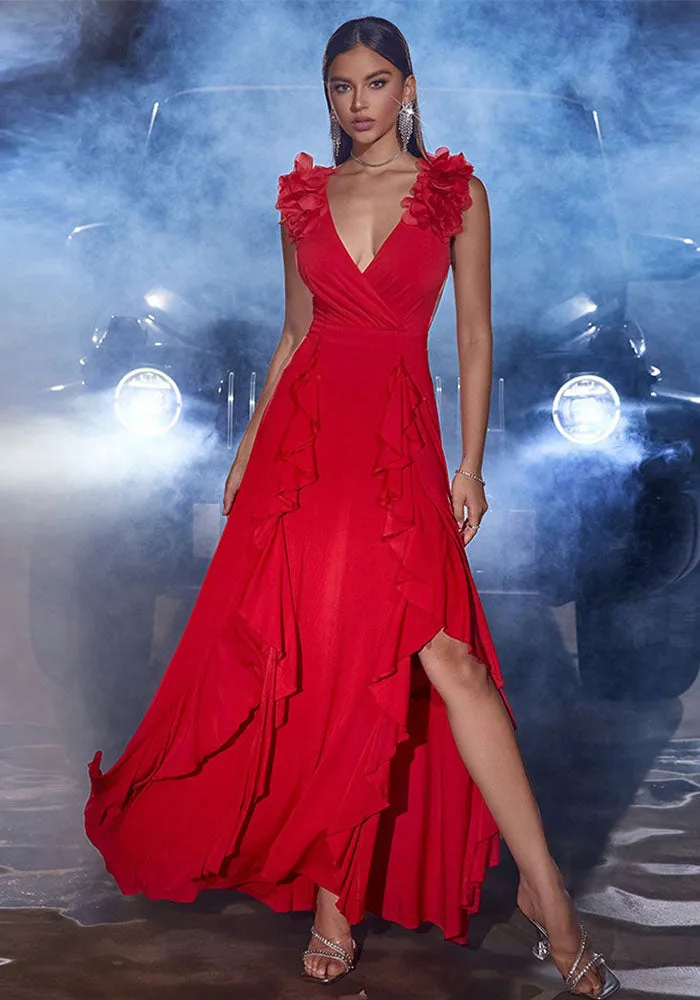 Elegant Flower-Adorned Chiffon Gown with Sleeveless Design and Low Back