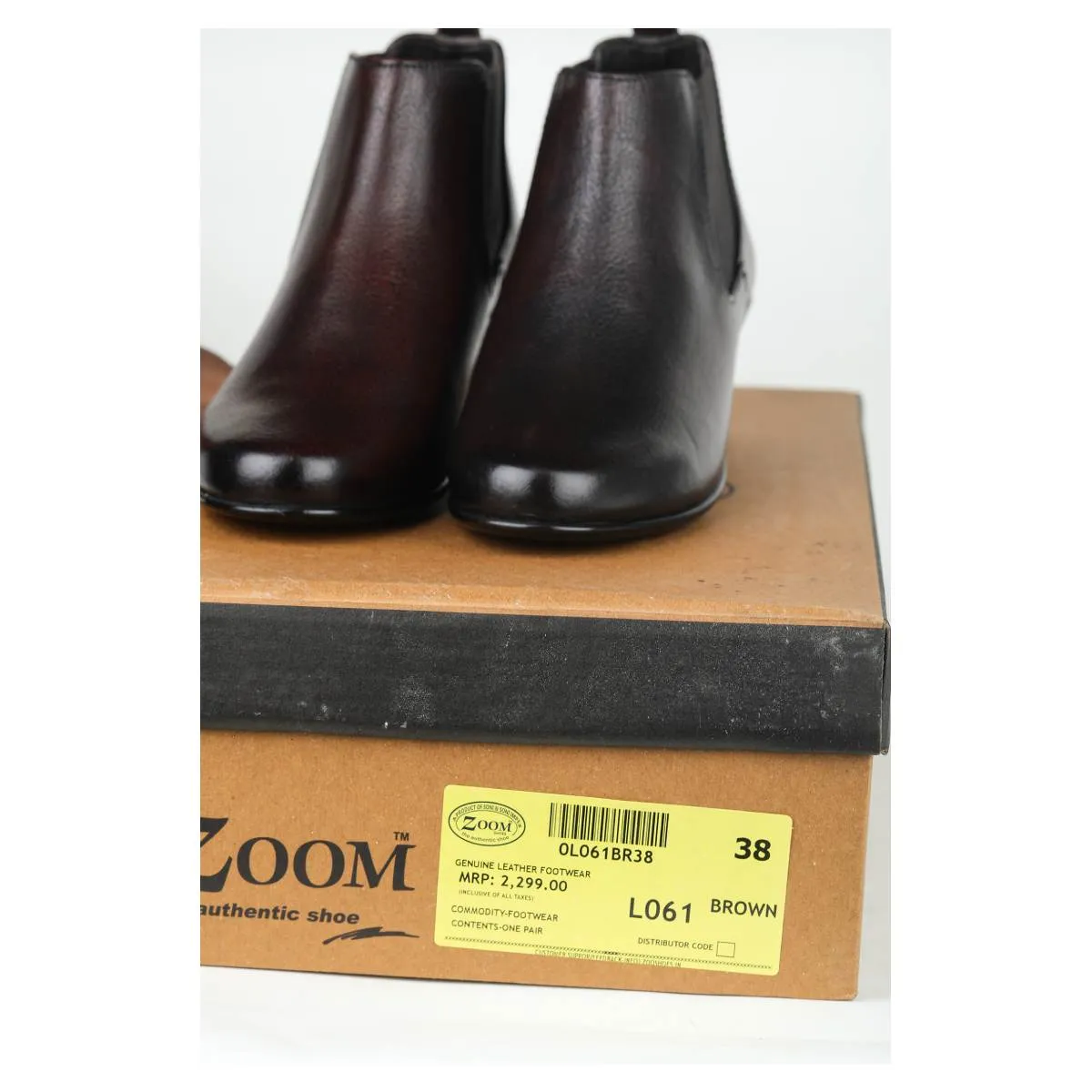 Fine-Grain Leather Chelsea Boots L 061 with Heels for Women