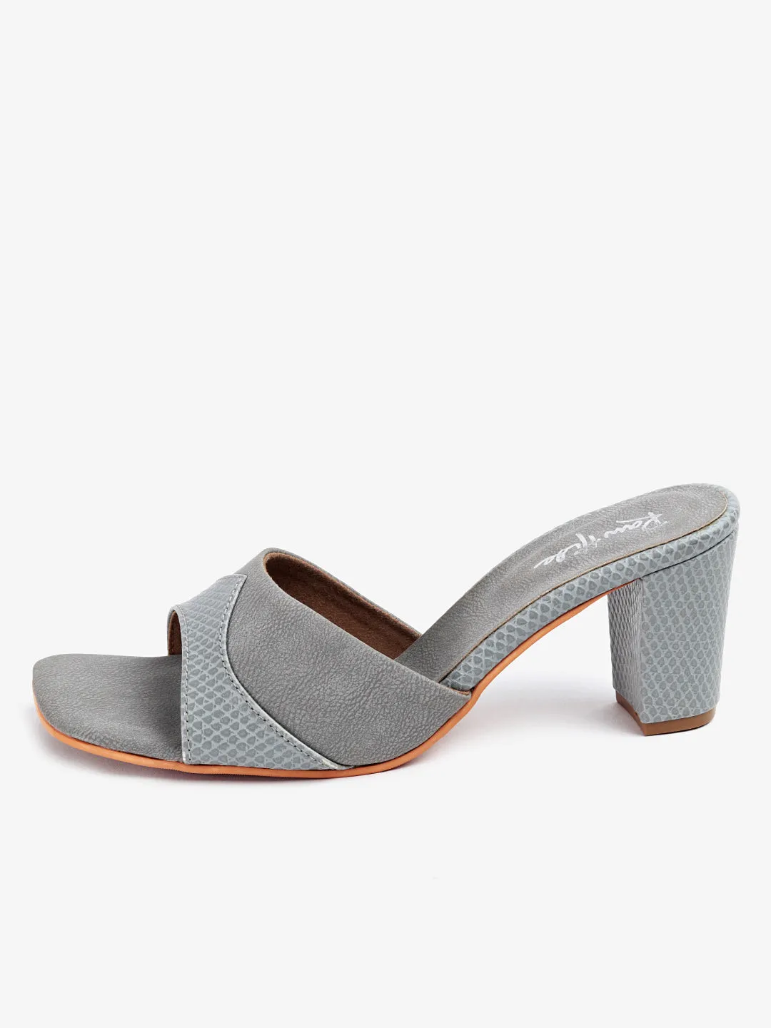 Julia Heels