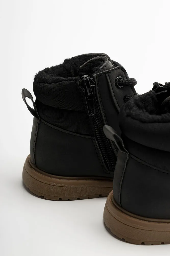 Lace Up Boots Black