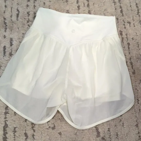 Lululemon Nulu and Mesh High-Rise Yoga Short 3.5&quot; Lemon Sorbet