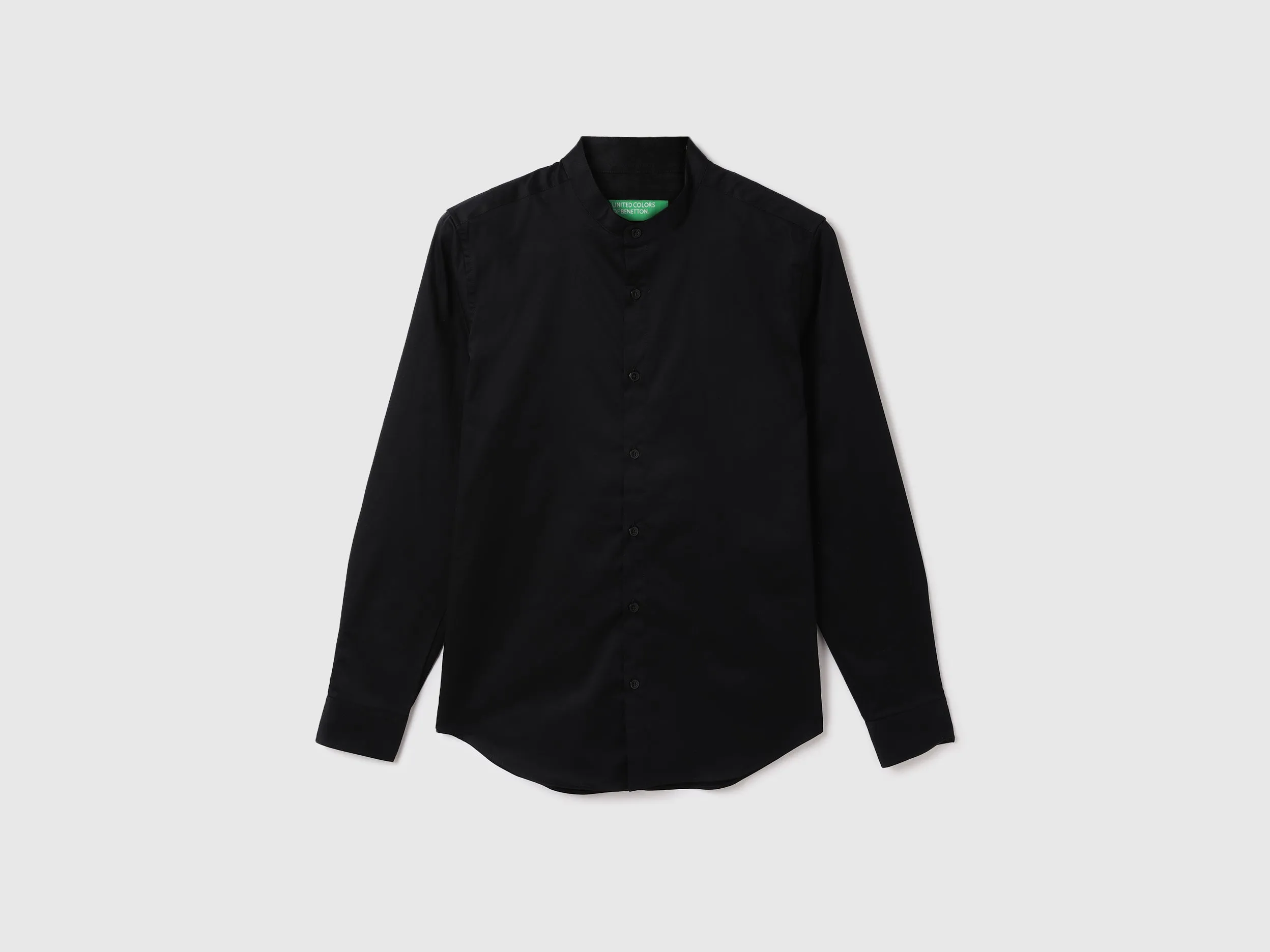 Men Solid Mandarin Collar Shirt