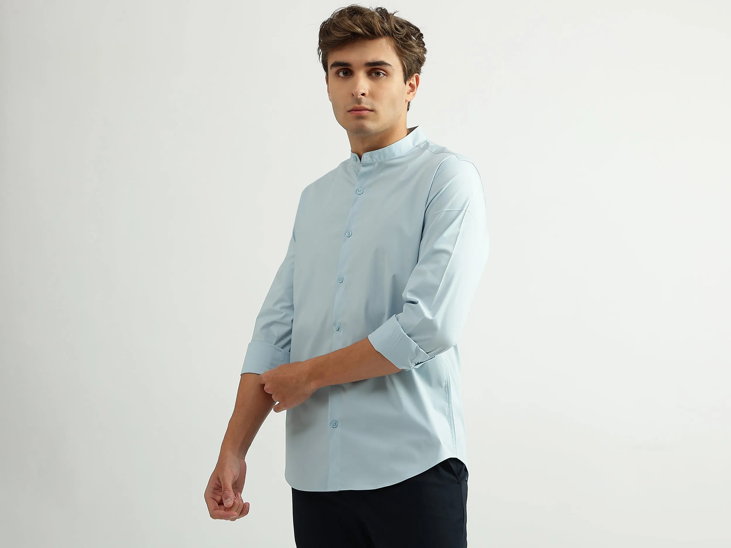 Men Solid Mandarin Collar Shirt