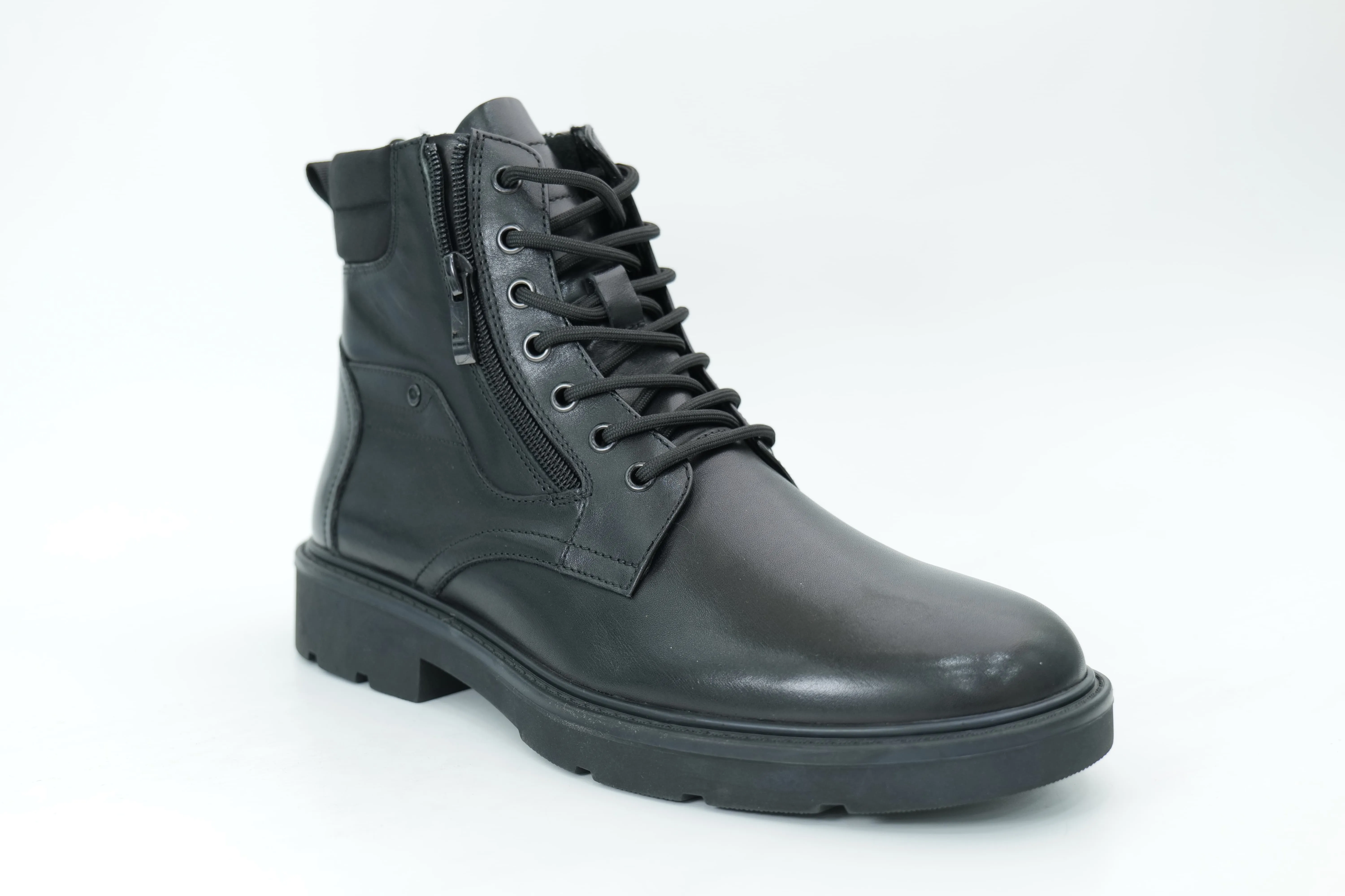 Mid-high boots