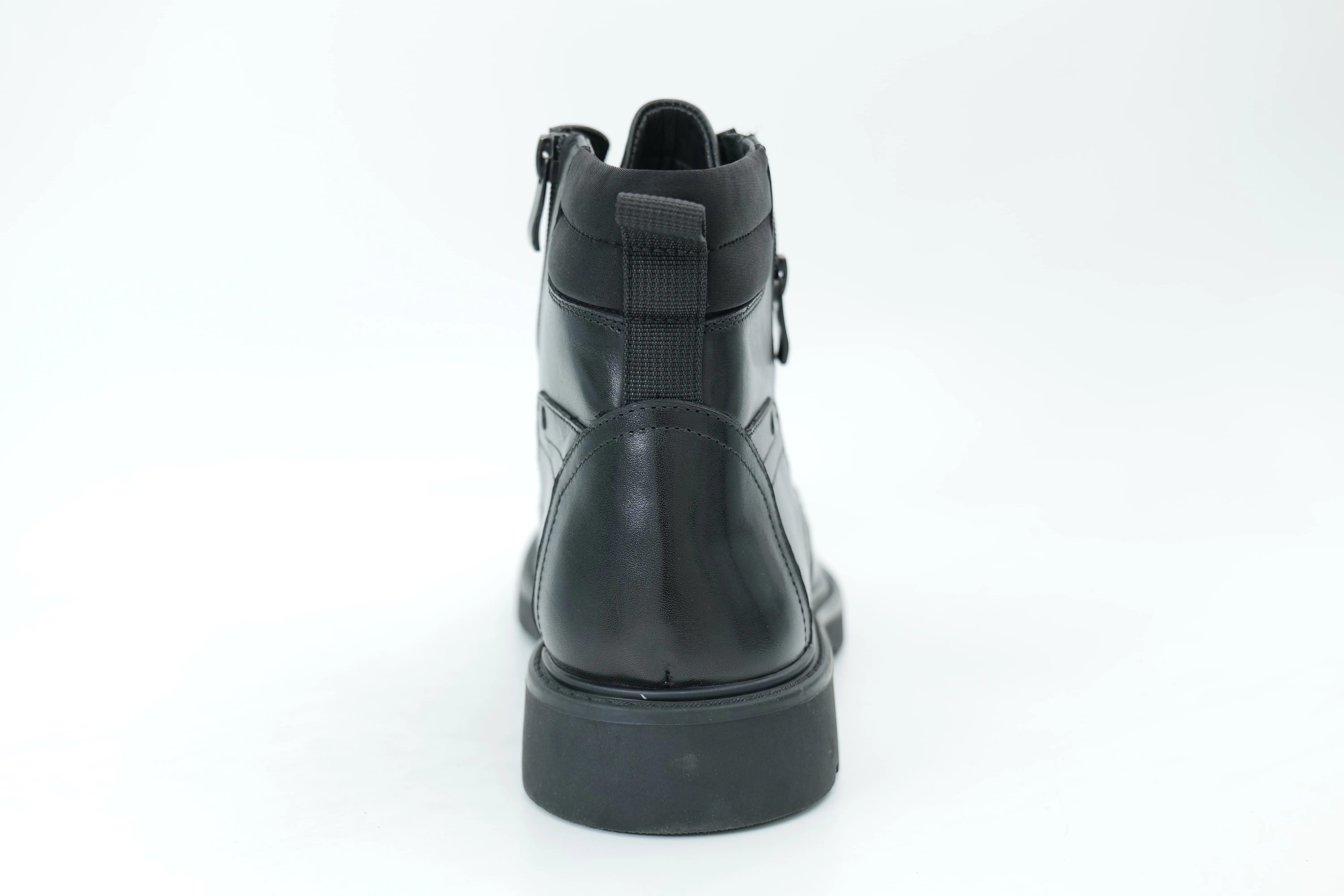 Mid-high boots