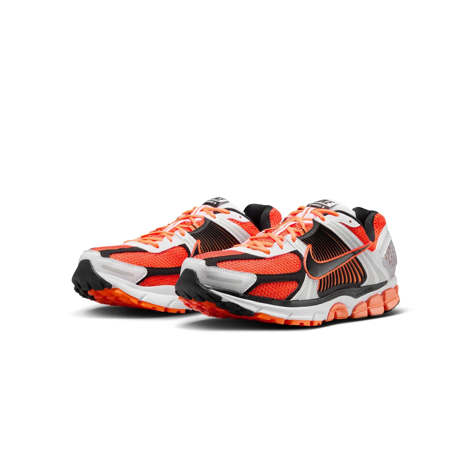 Nike Mens Zoom Vomero 5 Shoes