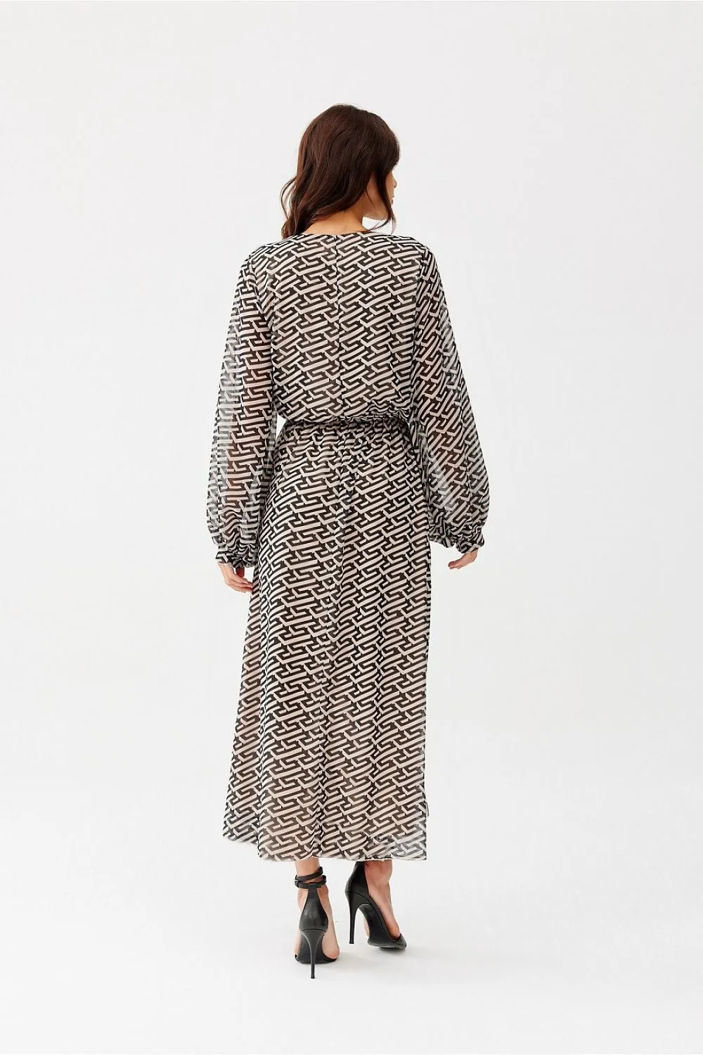 Semi-sheer long sleeves chiffon dress