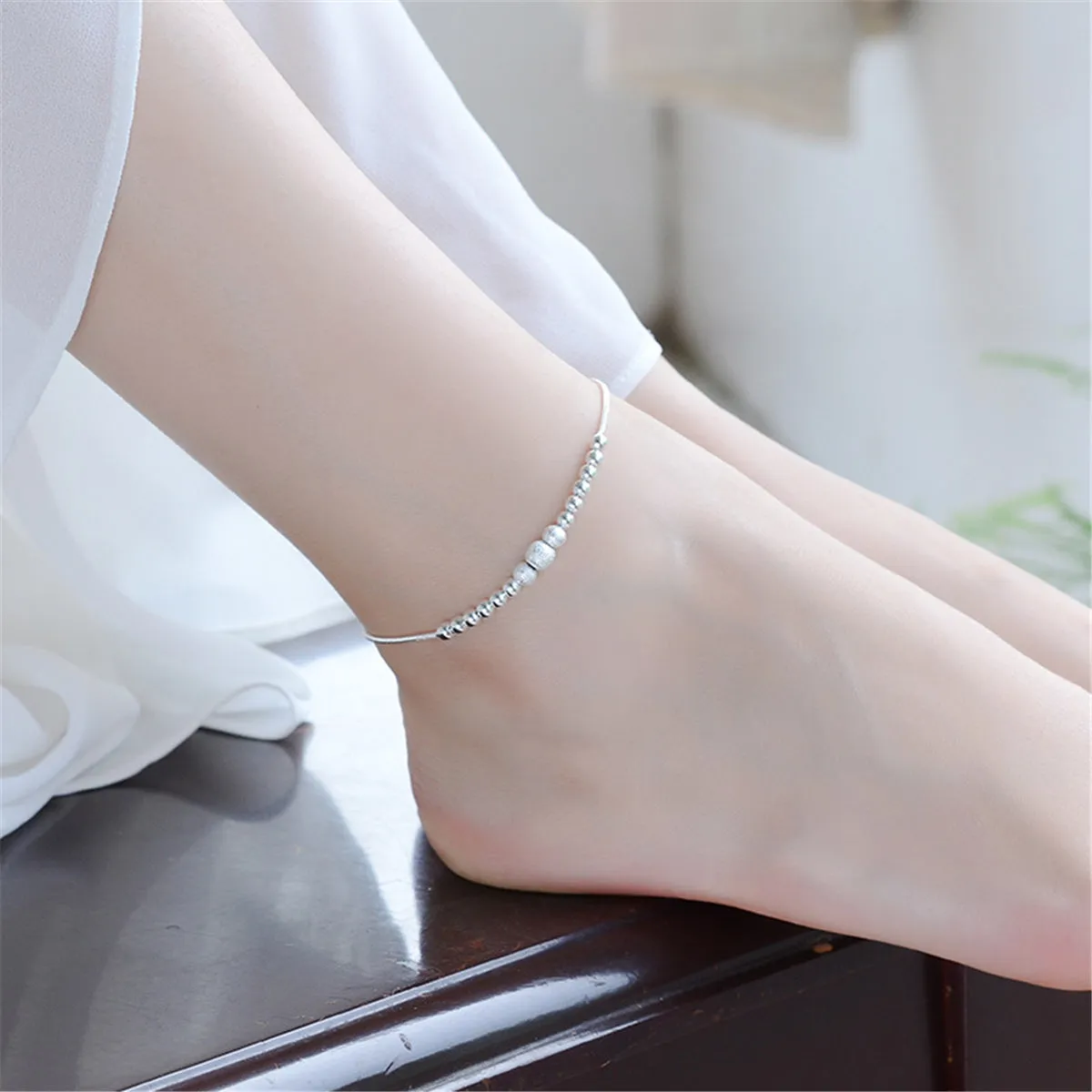 Silver-Plated Frosted Graduated Bead Anklet