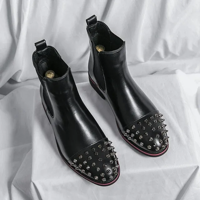 Stylish and Non-Slip Black Chelsea Boots with Rivet Accents for Men