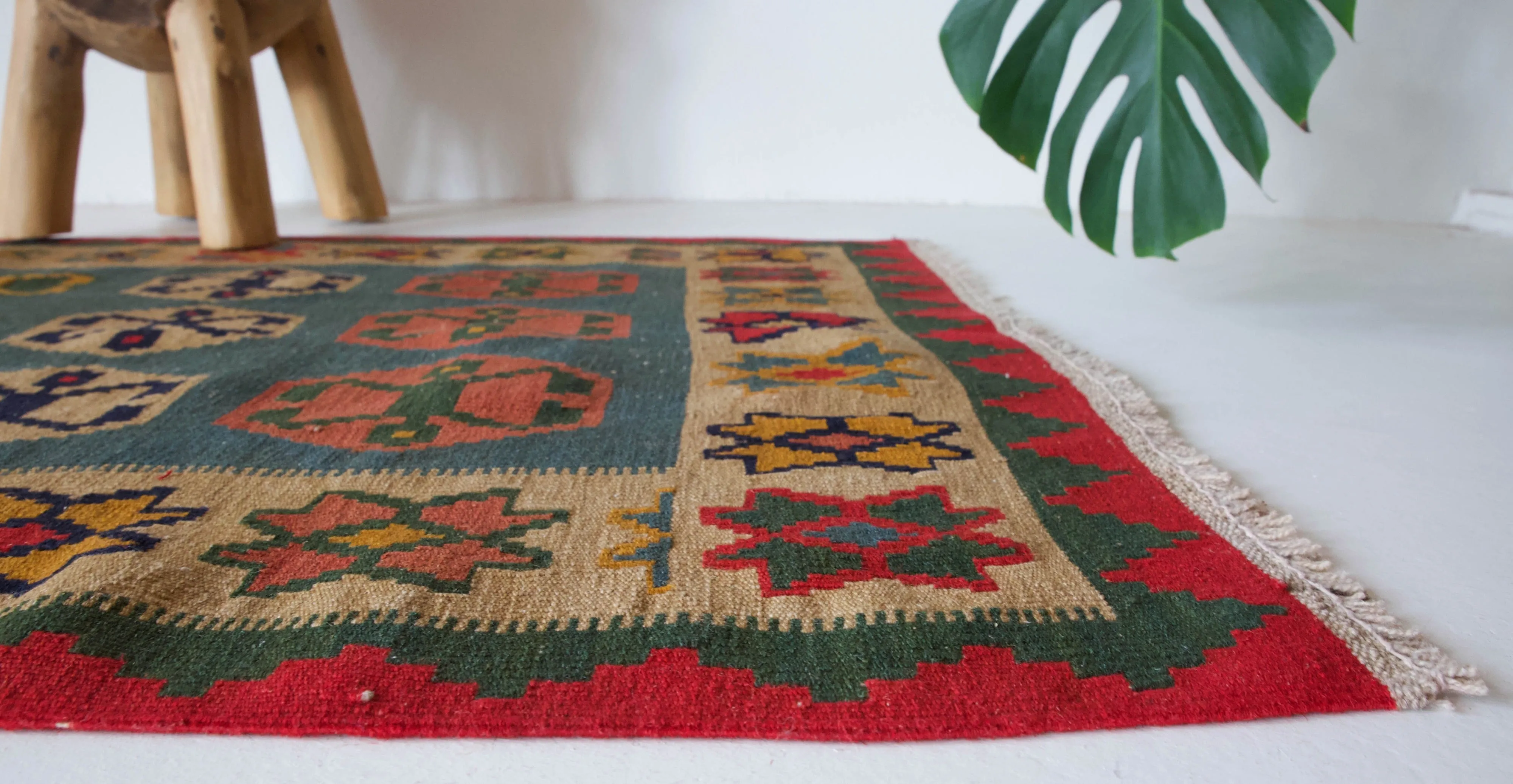 Vintage Mini Turkish Kilim Rug 2'11"x4'11"